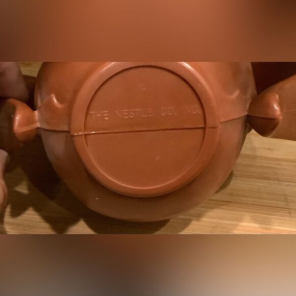 EASTER Vintage Nestle Quik Nesquik Bunny Rabbit Plastic Double Handled Mug Cup - Picture 3 of 4